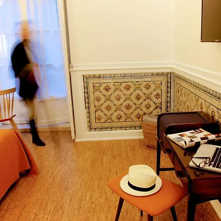 Hall Chiado 4* Lissabon