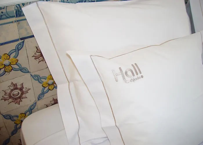 Гостевой дом Hall Chiado 4*