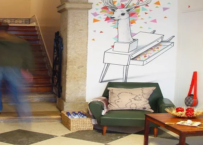 Hall Chiado 4*
