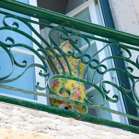 Penzion Hall Chiado 4*