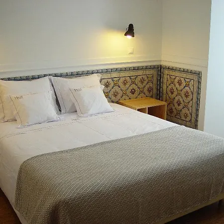 Hall Chiado Гостевой дом 4*